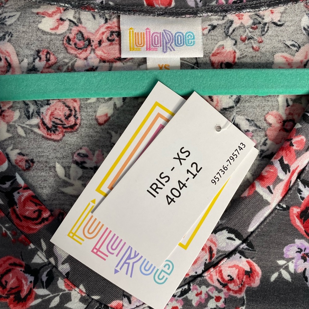 NWT Lularoe Iris gray floral print multiple sizes - Picture 4 of 10